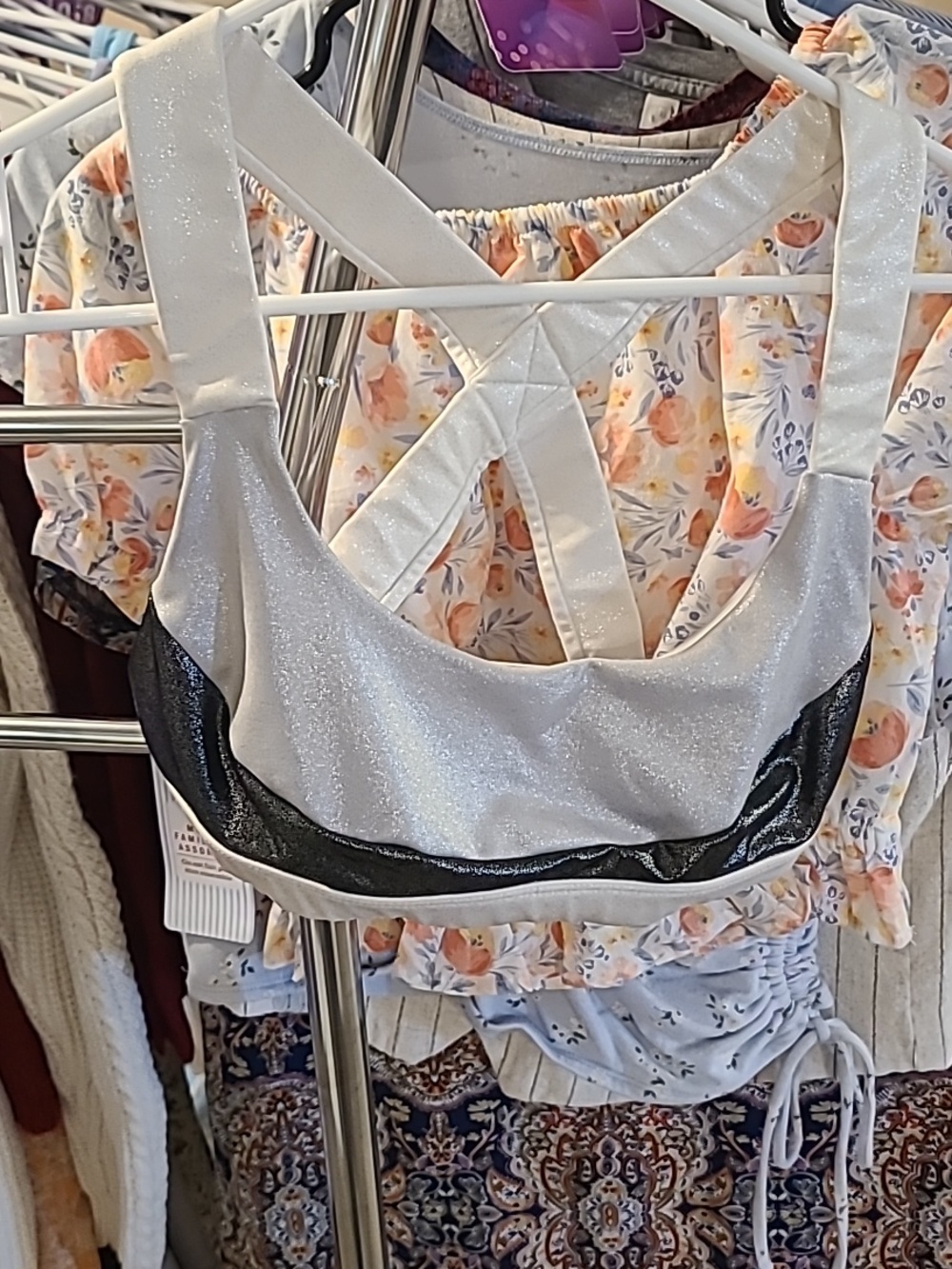 #44 - Joy Lab Sports Bra Crop Top White Silver Black Sparkly, Medium - Picture 2 of 4